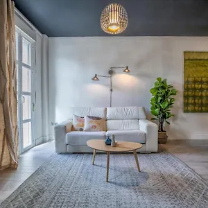 Appartement Cerca De La Mezquita De & Free Private Parking, Córdoba